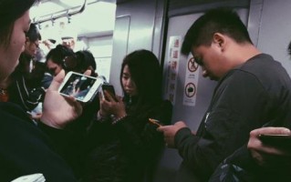 地下铁电视剧，地下铁电视剧演员表