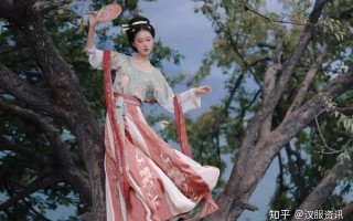 绿色汉服胖胖女孩穿搭，绿色汉服胖胖女孩穿搭图片