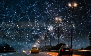 雨天歌词，雨天歌词完整版